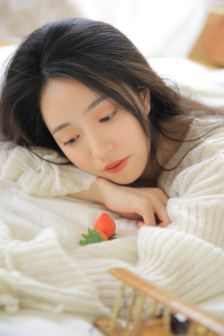 瞒着丈夫说在公司加班日剧